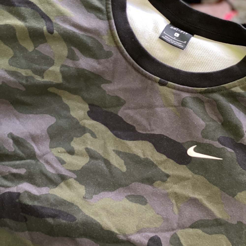 Nike Dri-Fit sweat shirt